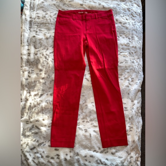 Old Navy Mid-Rise Pixie Skinny Pant - Picture 1 of 3